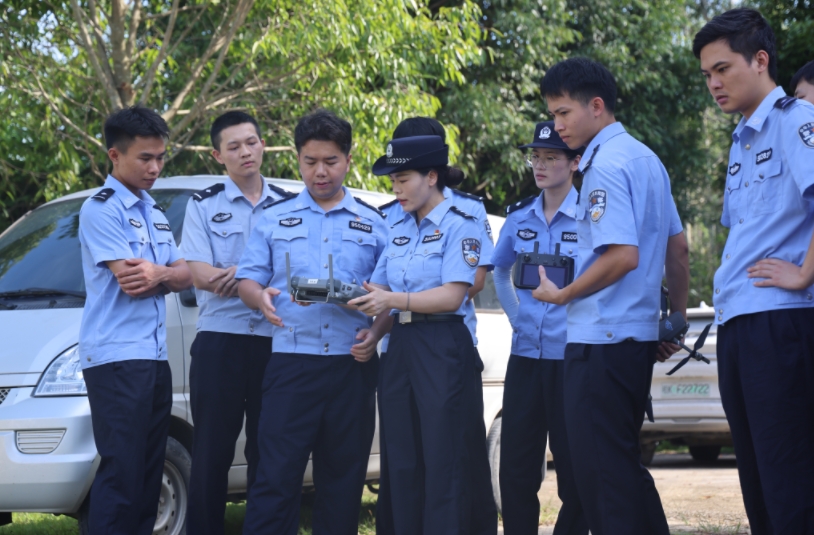 廣西陸川公安開展無(wú)人機(jī)培訓(xùn)提升警務(wù)效能